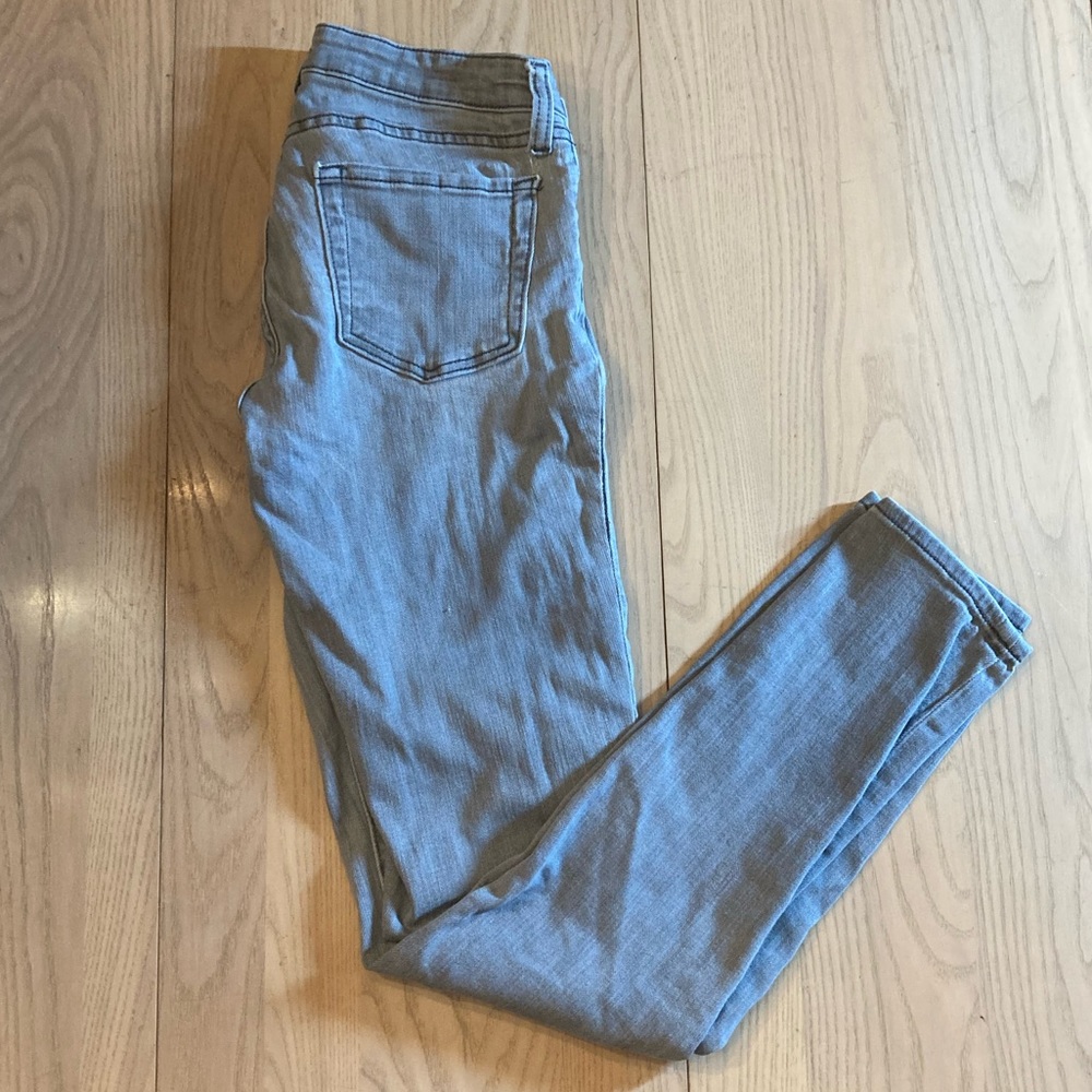 Gap Light Grey Wash Premium Super Skinny Jeans